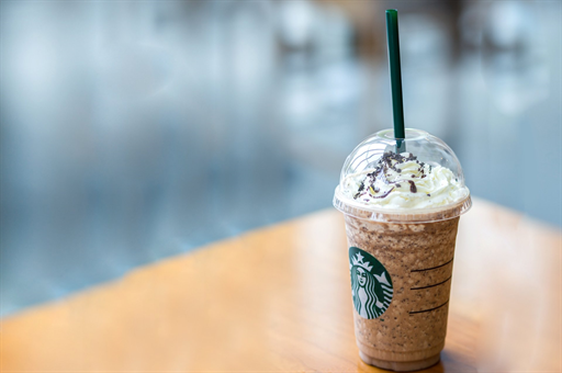 一身塑料过冬？聚酯纤维与塑料瓶的深度解析